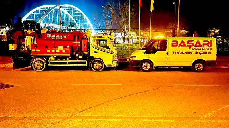 Manavgat Tıkanık Açma ve vidanjör araçları gece